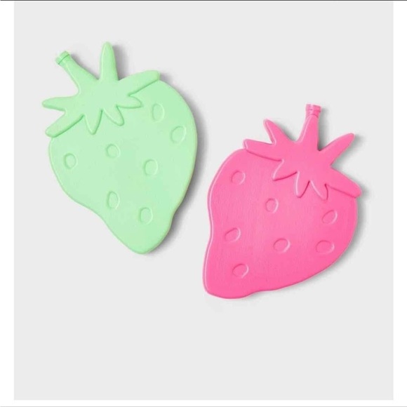 Kids Refreezable Ice Packs Strawberry 2pk -
Cat & Jack - Picture 1 of 4